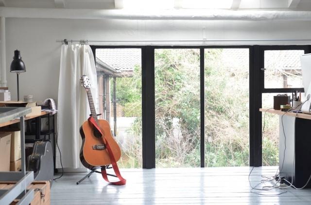 The Homeowner's Manual On How To Adjust Sliding Glass Door Rollers