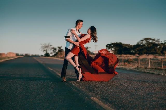 4 Must-Have Elements In A Steamy Romantic Novel